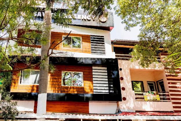 hotel o savitri regency