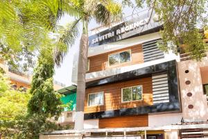 hotel o savitri regency