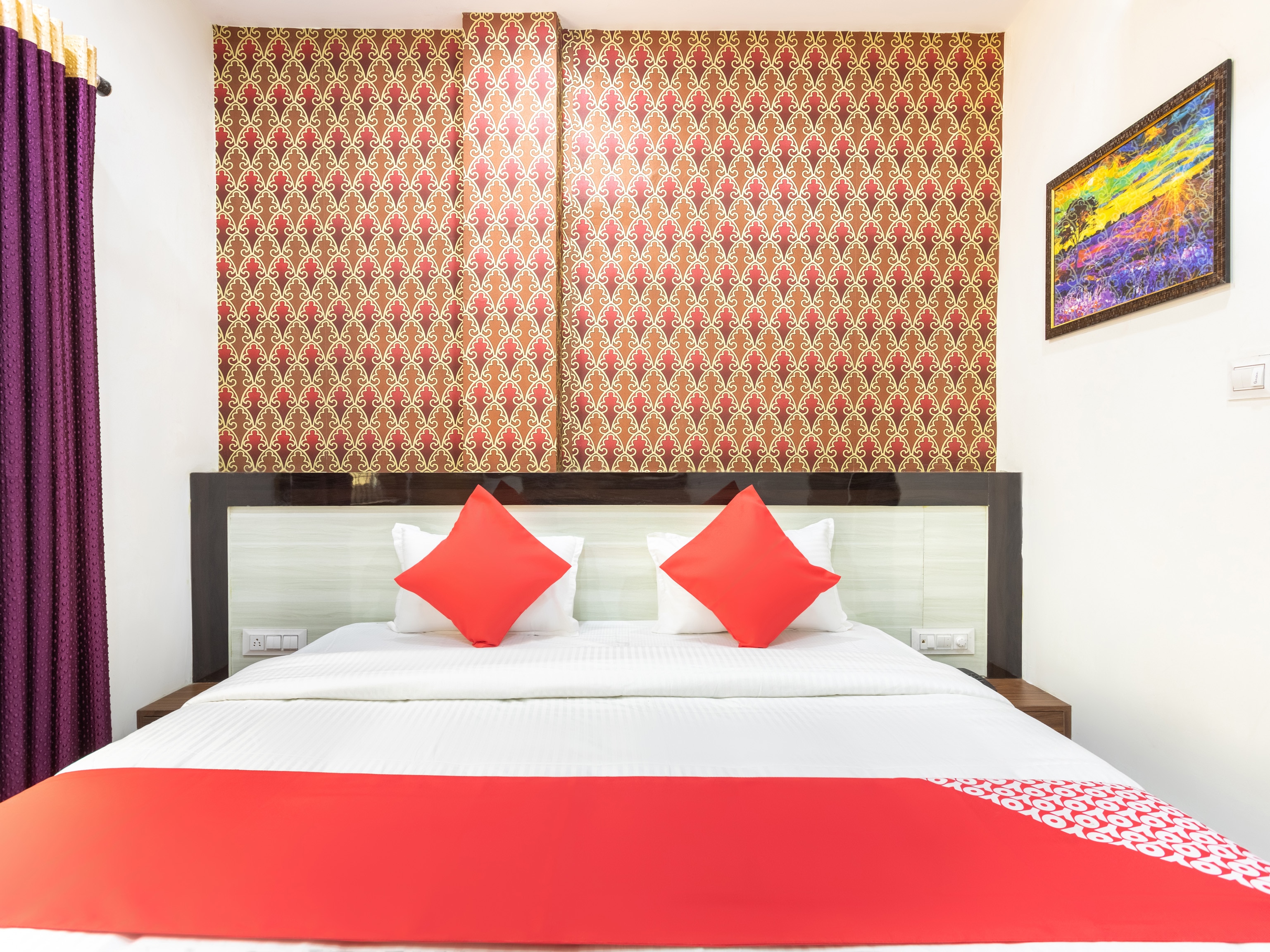 hotel o savitri regency