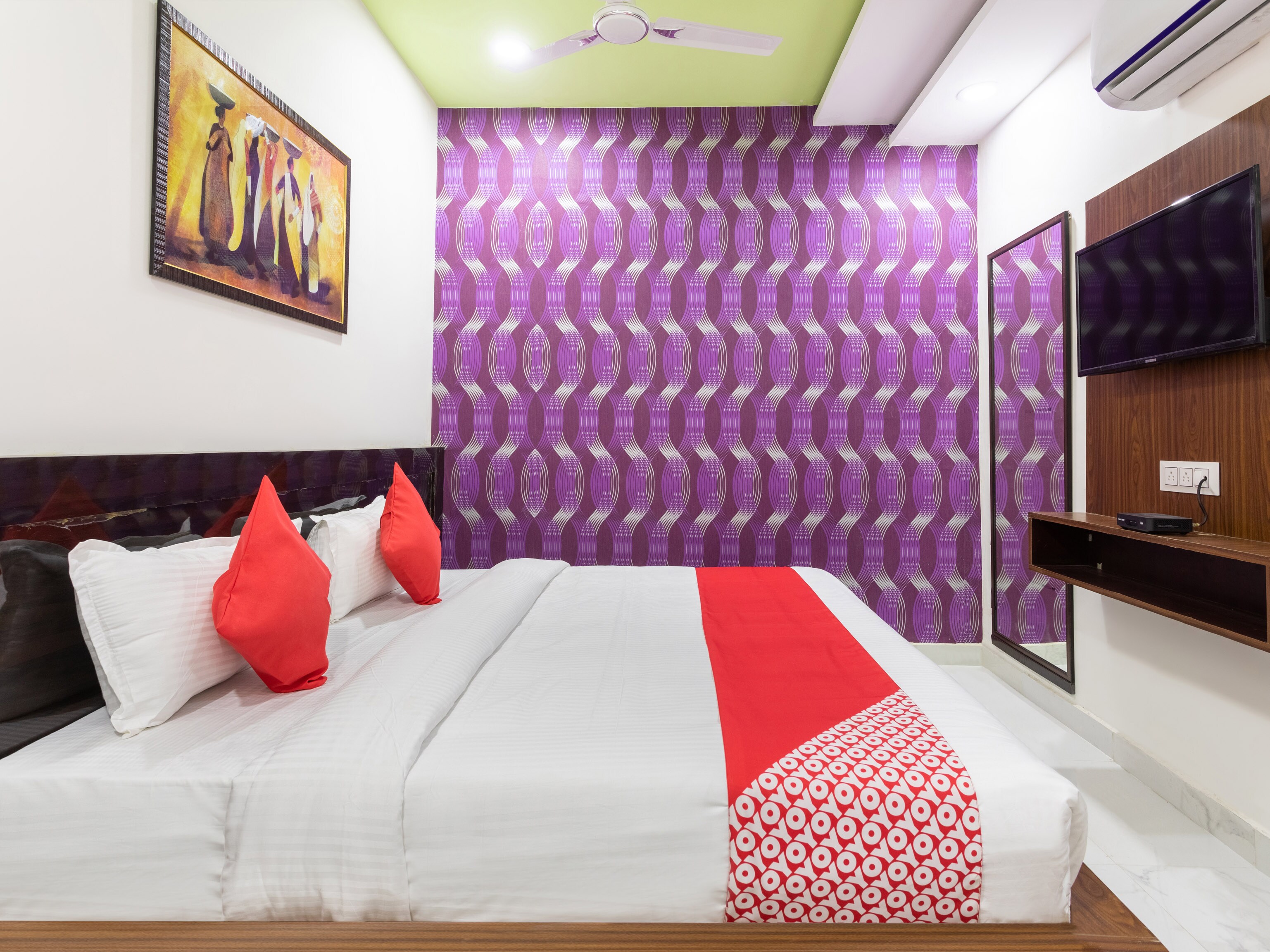 hotel o savitri regency