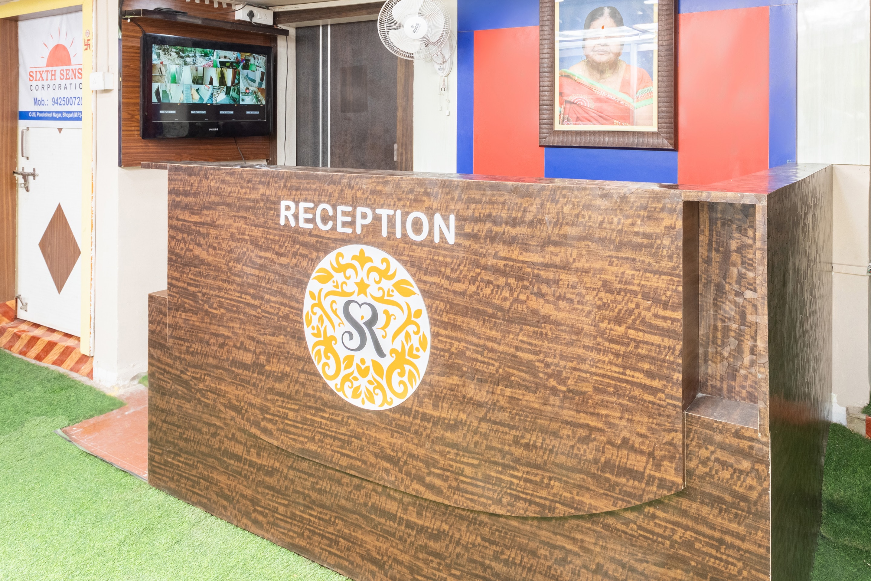 hotel o savitri regency