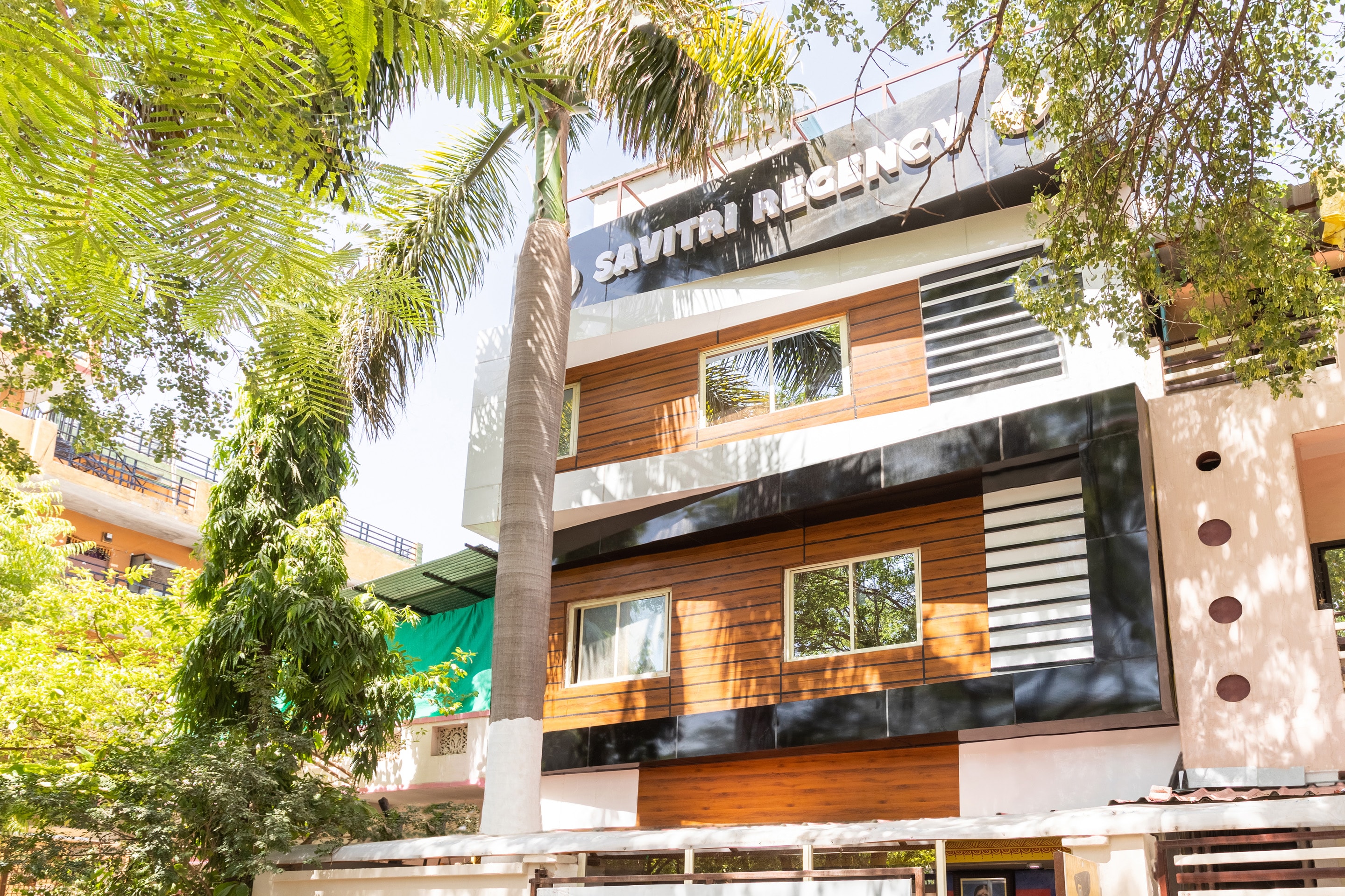 hotel o savitri regency