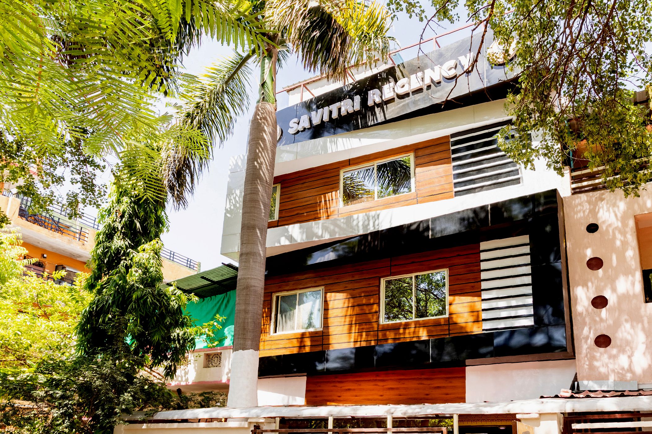 hotel o savitri regency