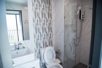 hallton hotel bangkok