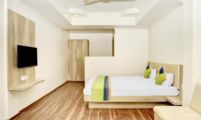 treebo kamal regency