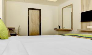 treebo kamal regency