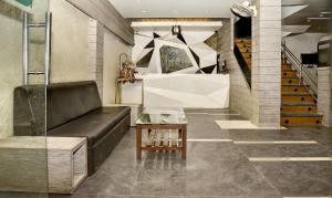 treebo kamal regency