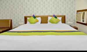 treebo kamal regency