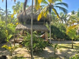 Playa Pikua Ecolodge,Km 39, Via A La Guajira,1 star