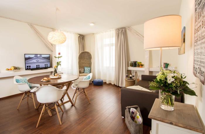 boardinghouse luise 5