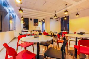 super townhouse ranipur mor