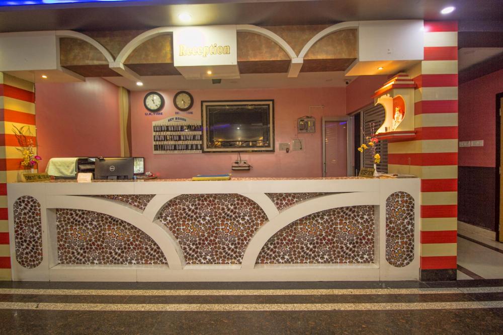 palm grove eco resort