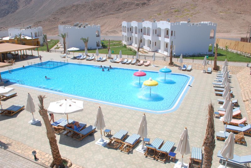 happy life village dahab