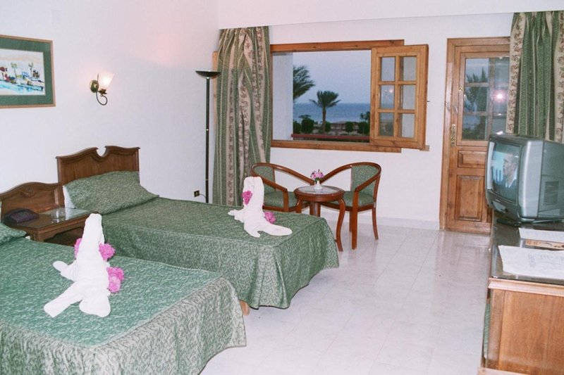 happy life village dahab