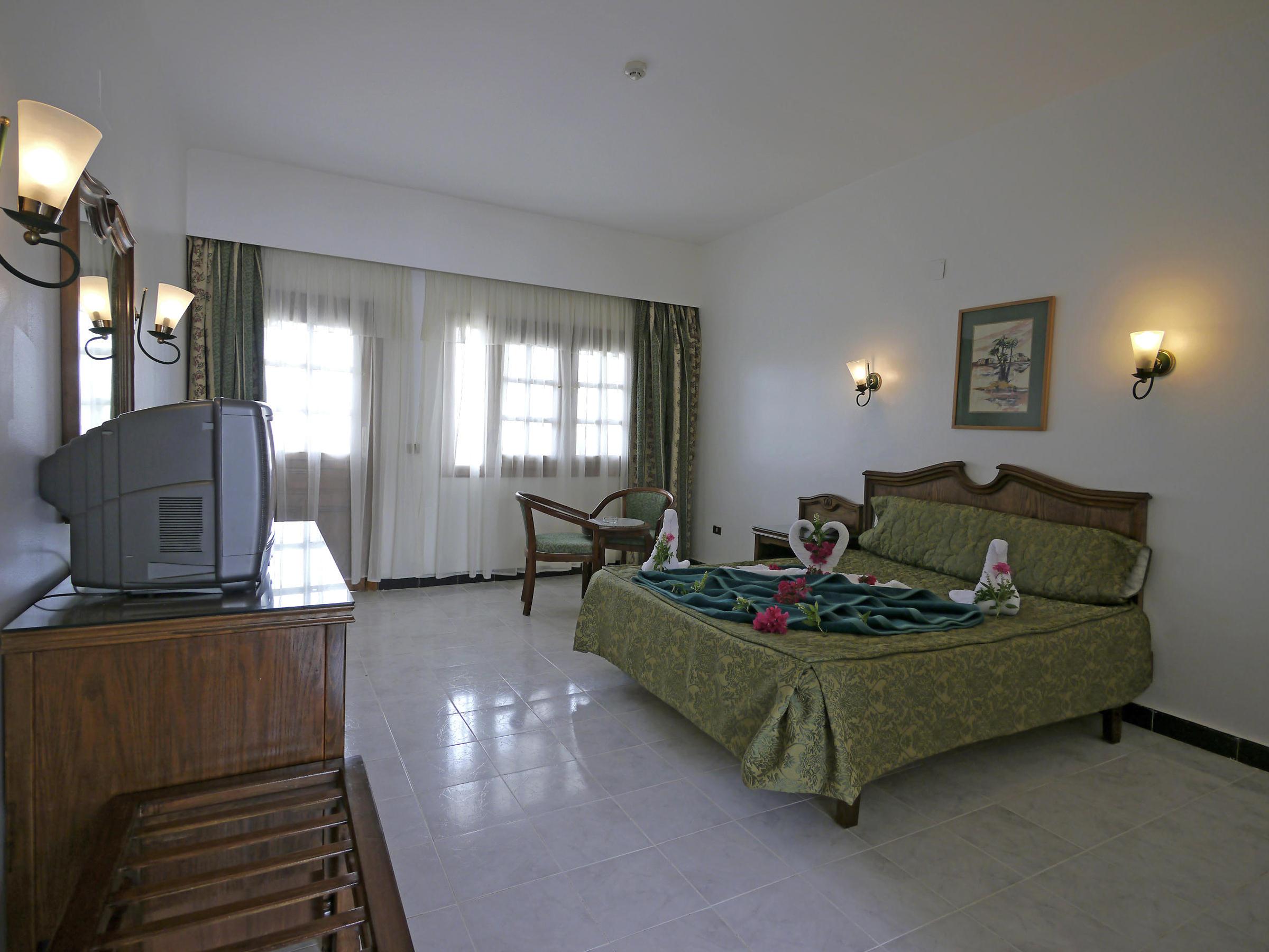 happy life village dahab