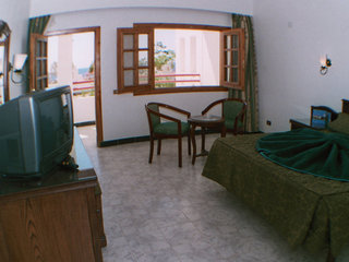 happy life village dahab