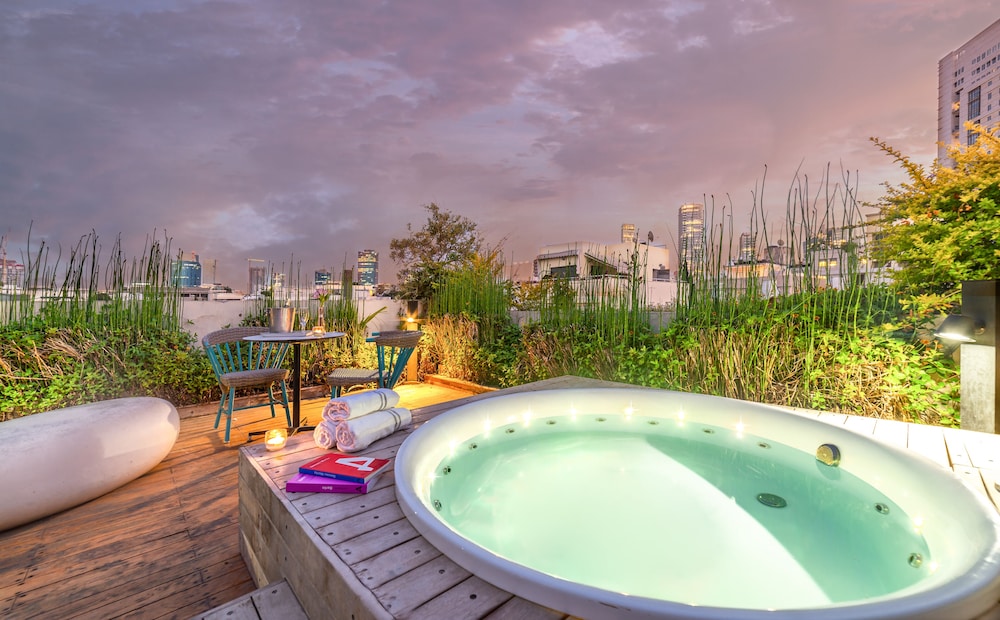 jacob shenkin hotel
