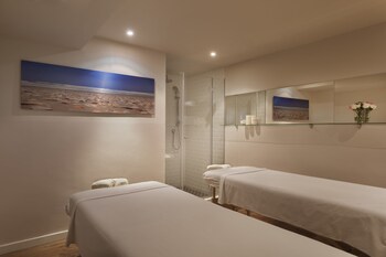 jacob shenkin hotel