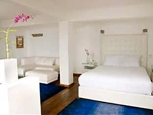 Geejam,Jamaica>>Drapers,5 star