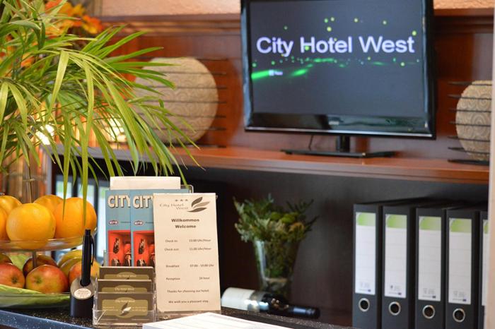 city hotel west