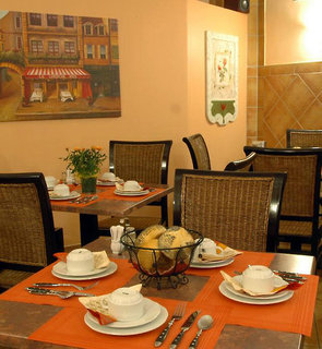 city hotel west