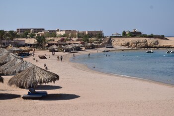 sharm el naga resort and diving center