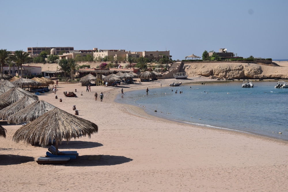 sharm el naga resort and diving center
