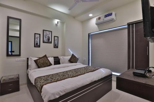 Hotel Nova Havana,India>>Rajkot,2 star