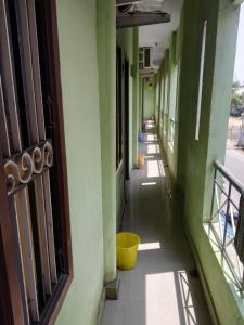 Meera Lodge,Kollidam>>Chidambaram,1 star