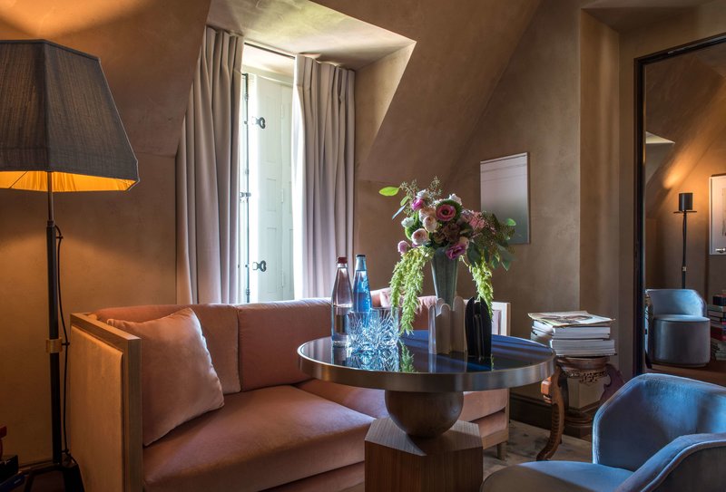 cour des vosges evok collection