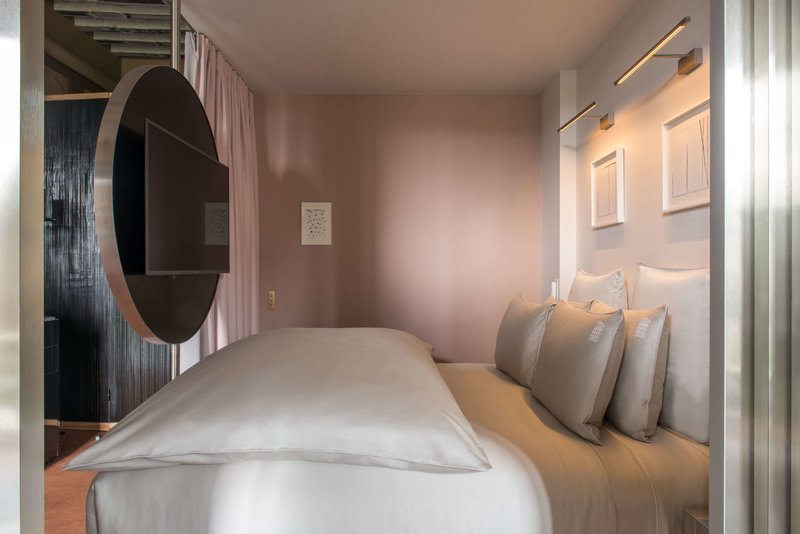 cour des vosges evok collection