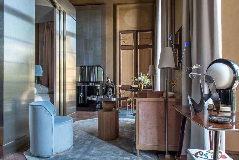 cour des vosges evok collection