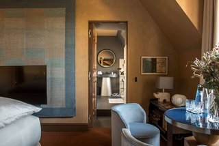 cour des vosges evok collection