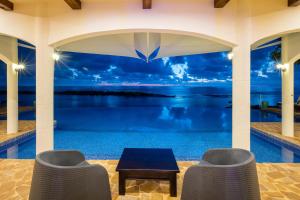 el castillo adults only