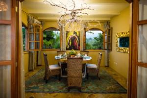 el castillo adults only