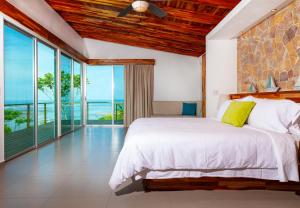 el castillo adults only