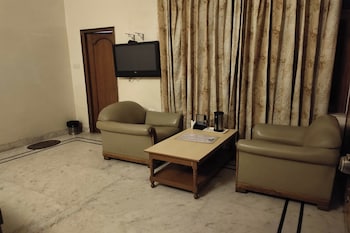 hotel rang mahal near jaipur international airport