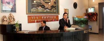 Hotel Falcon Crest,In Kandaghat,3 star