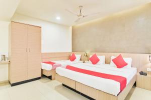 hotel sharada international