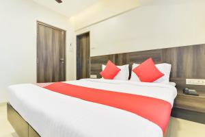 hotel sharada international