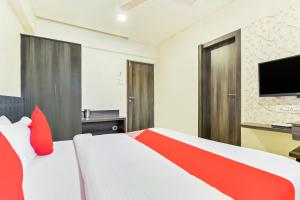hotel sharada international