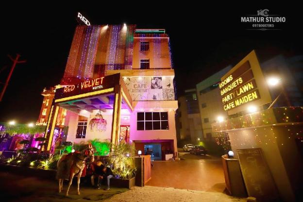 red k velvet hotel