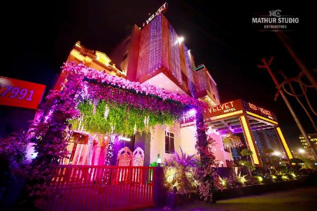 red k velvet hotel