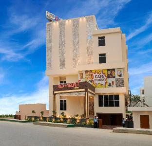 red k velvet hotel