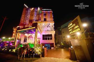 red k velvet hotel