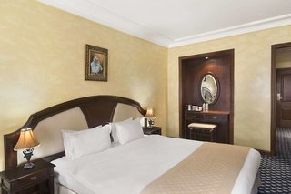 Hotel-Img