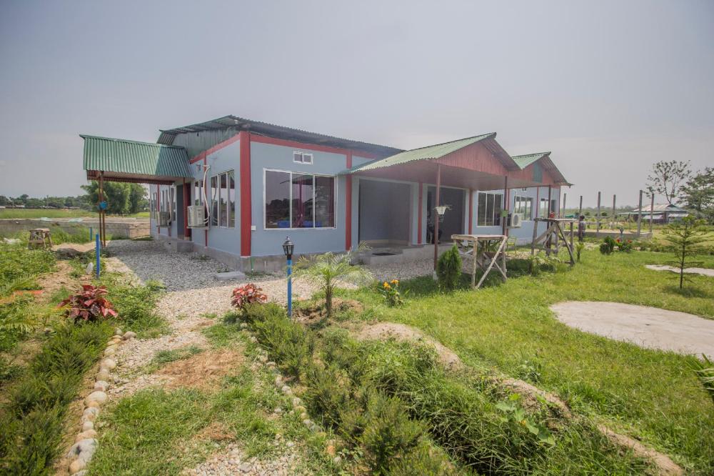 rahaman farm house lataguri murti