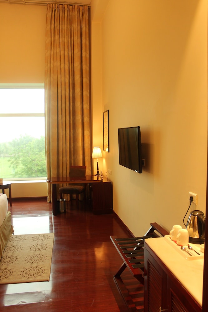 ramada by wyndham jaipur jaisinghpura