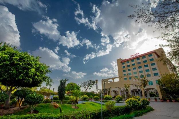 ramada by wyndham jaipur jaisinghpura