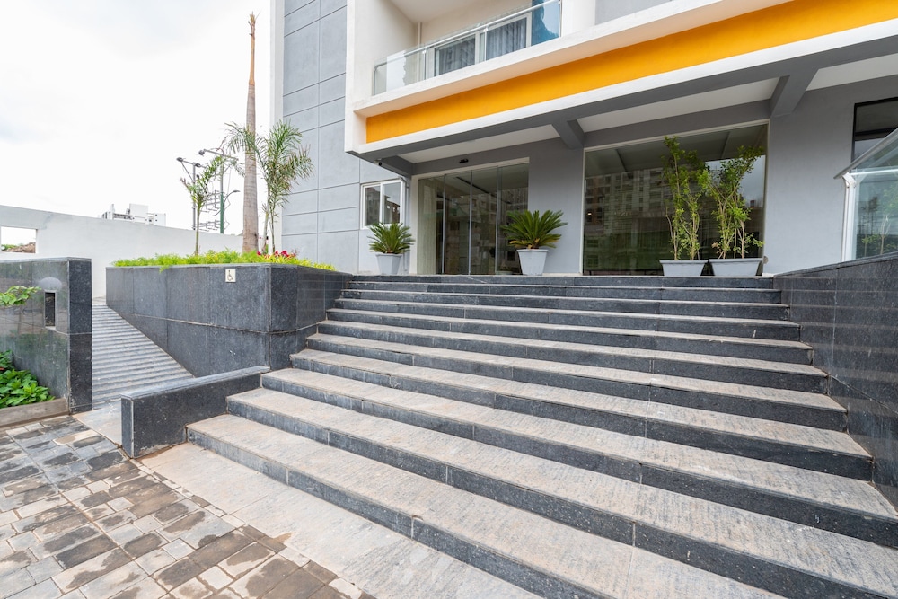 Isuites Beacon Hotel Kharadi Pune,Maharashtra>>Pune,0 star